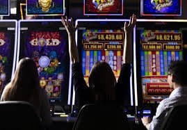 Sportsbook – ဘောလုံးနှင့် အားကစားလောင်းကစား
